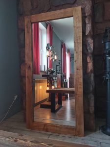Duże lustra w drewnianej ramie producent poznan